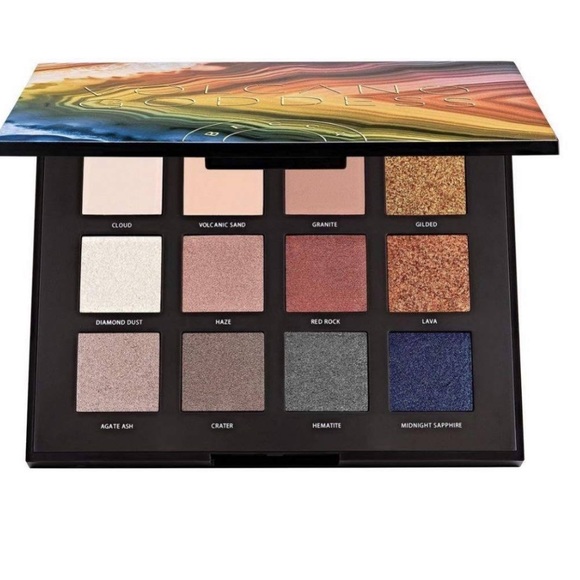 BECCA Other - SOLD BECCA Volcano goddess large pallet